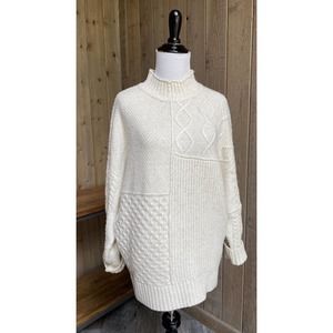 American Eagle M Sweater Knit Oversized Cream White Pullover Medium Women's